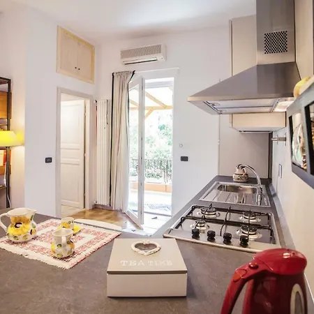 Prázdninový dům Roma, Deliziosa Casa Indipendente Immersa Nel Verde