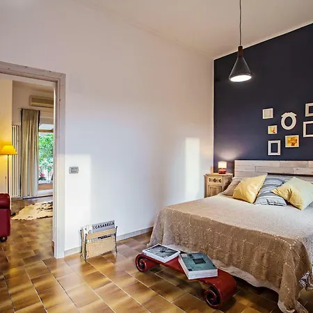 Roma, Deliziosa Casa Indipendente Immersa Nel Verde Дом отдыха Рим